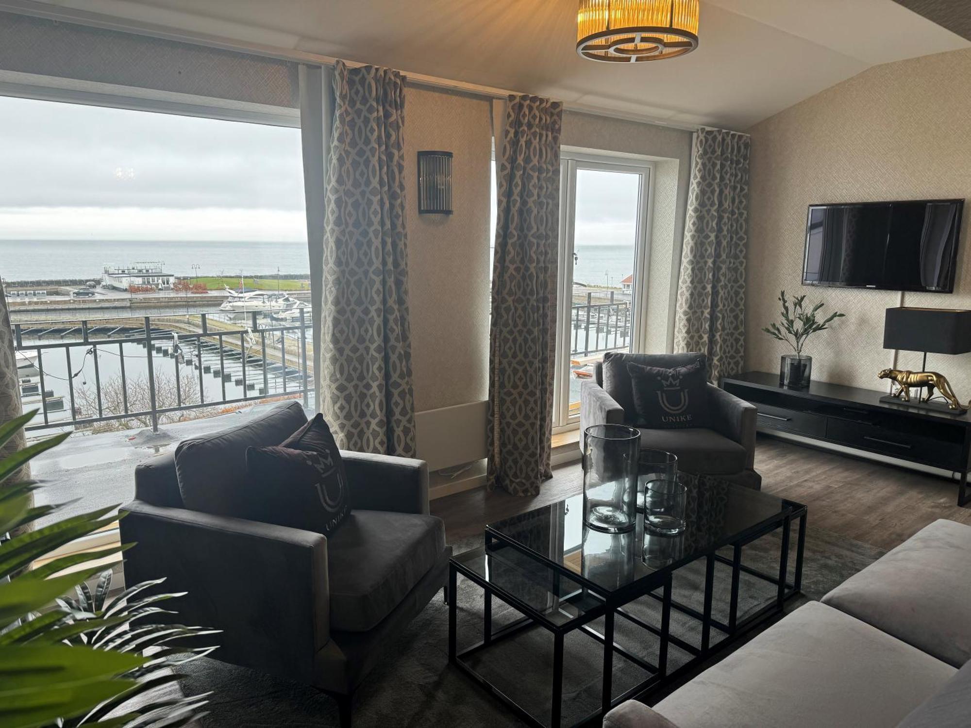 Grand - Unike Hotel 4*