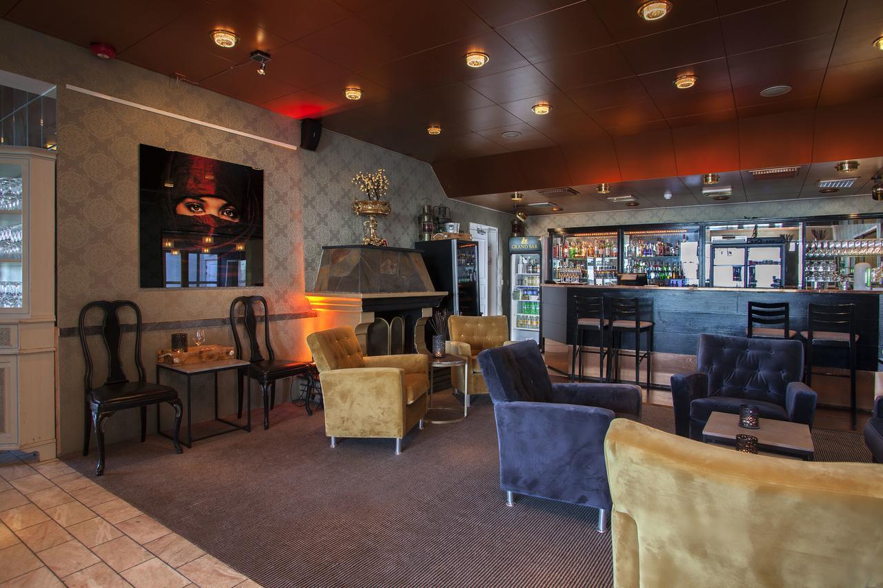 Hotel Grand - Unike
